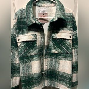 NWT Vintage Plaid Button-up Jakcet